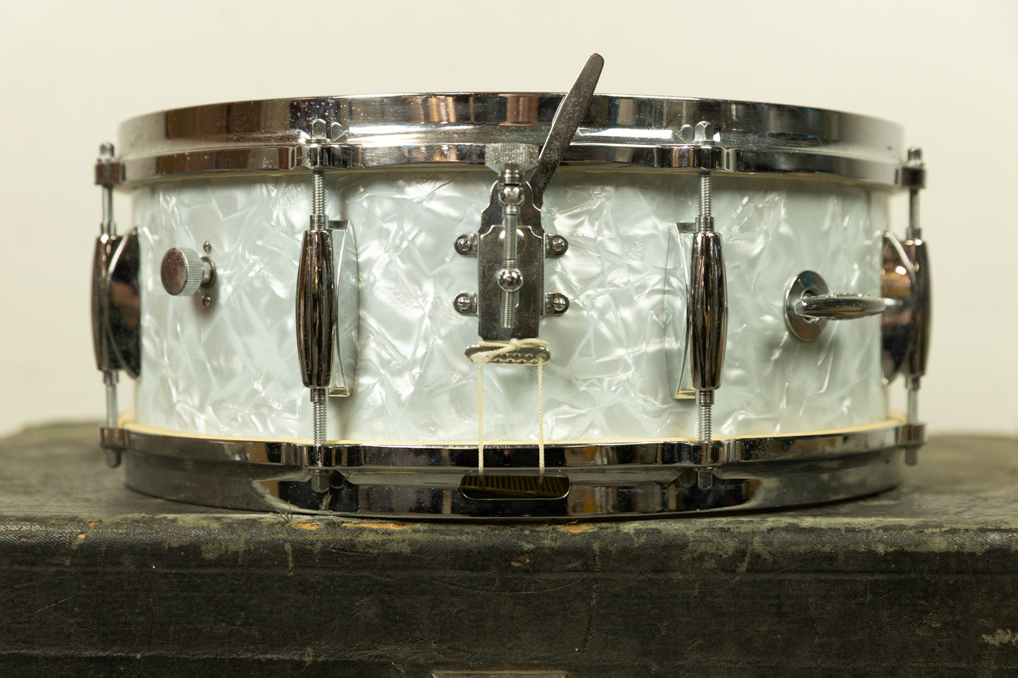 1960s Gretsch 5.5x14 White Marine Pearl Mode 4103 Snare Drum