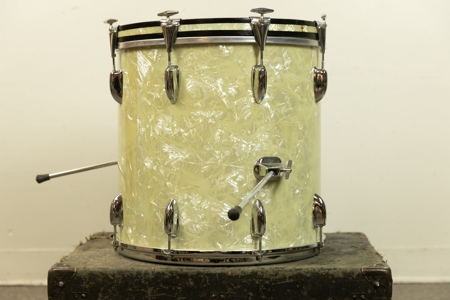 1960s Slingerland Cocktail Outfit White Marine Pearl Drum Set