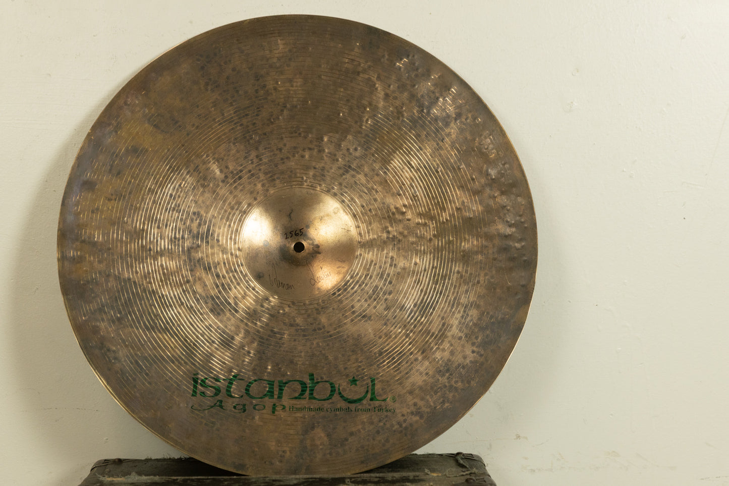Istanbul Agop 22" Signature Medium Ride Cymbal 2565g