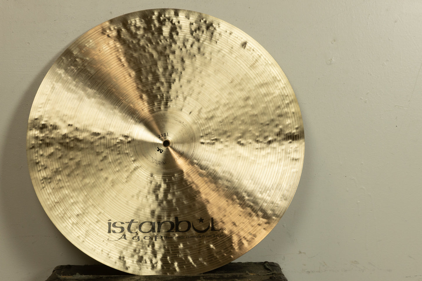 Istanbul Agop 22" Traditional Dark Ride Cymbal 2381g
