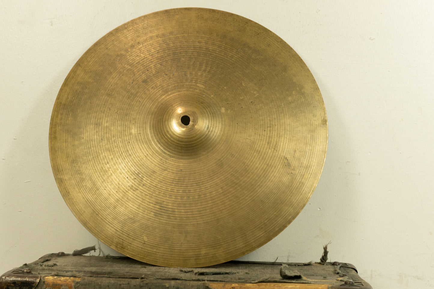 1970s Zildjian 16" A Crash Cymbal 889g