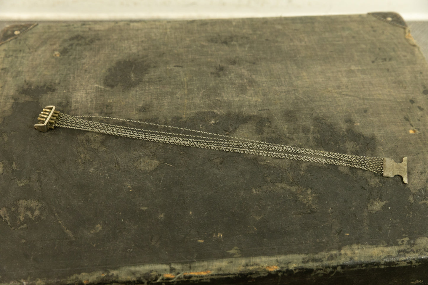 Vintage Ludwig Super Sensitive Adjustable Snare Wires