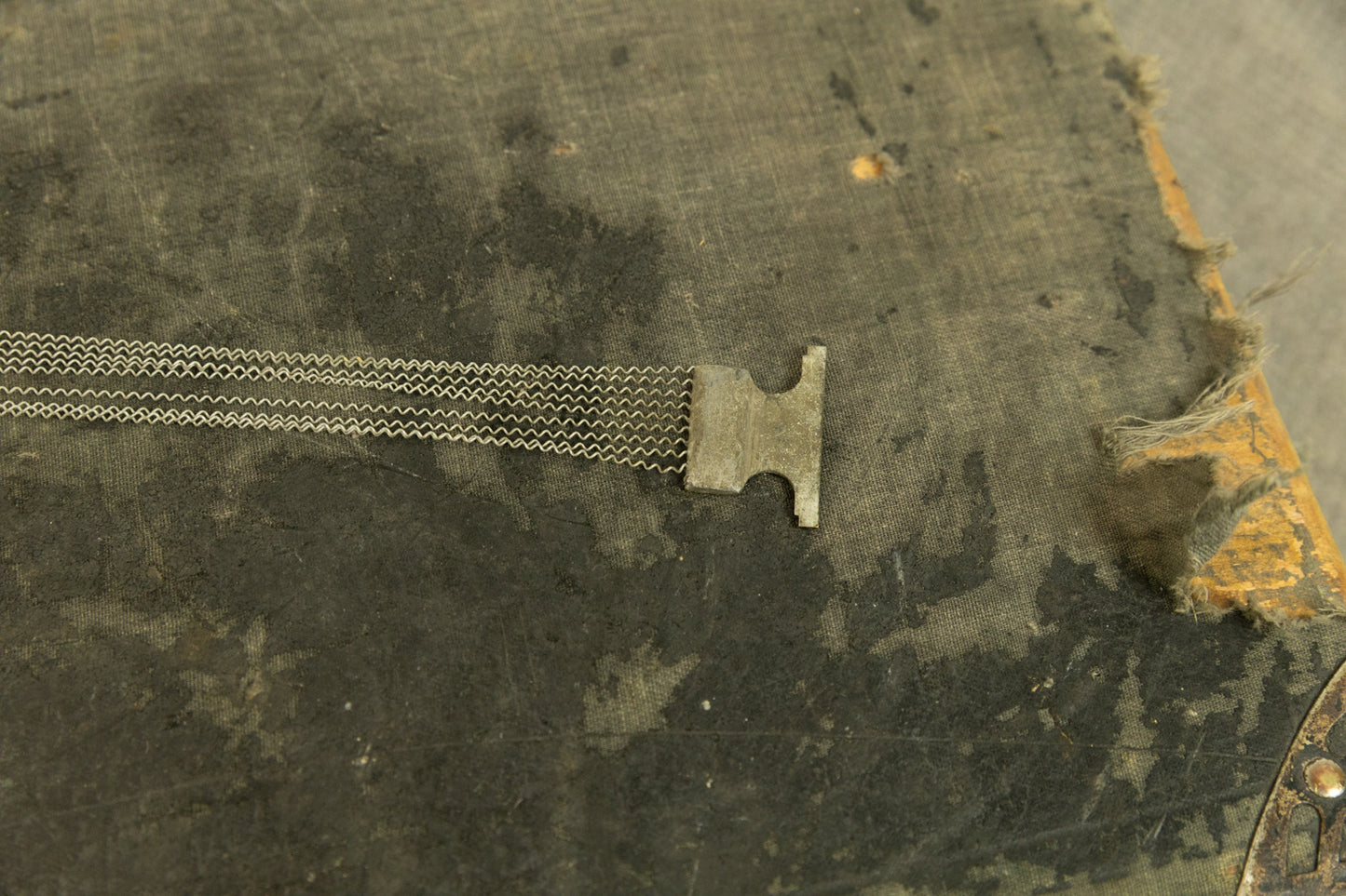 Vintage Ludwig Super Sensitive Adjustable Snare Wires