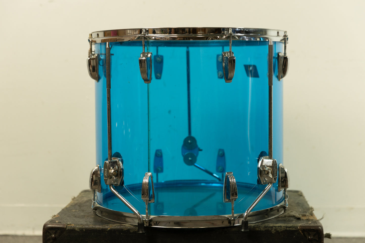 1970s Ludwig 16x18 Blue Vistalite Floor Tom