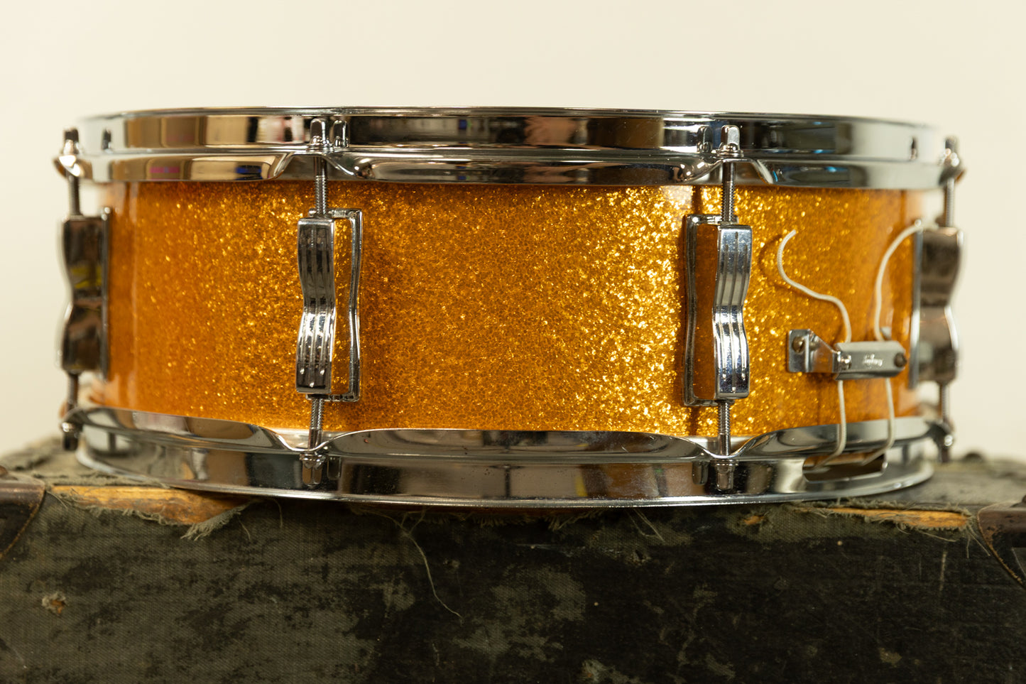 1970s Ludwig 5x14 Gold Sparkle Jazz Festival Snare Drum