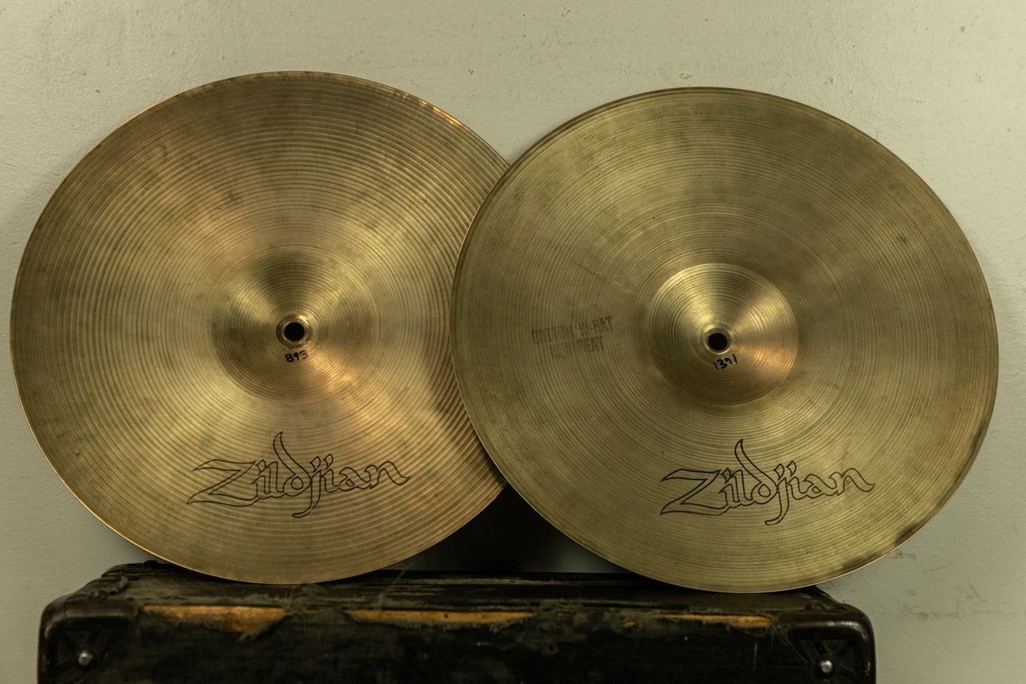 1970s Zildjian A 14" Hollow Logo New Beat Hi Hat Cymbals 893g 1391g