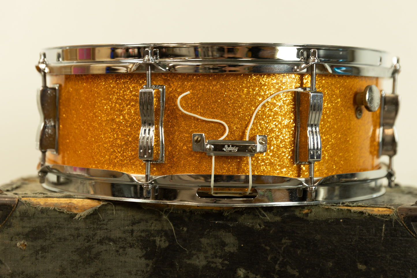 1970s Ludwig 5x14 Gold Sparkle Jazz Festival Snare Drum