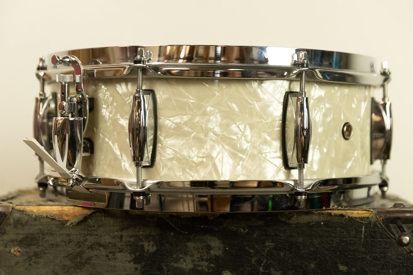 Gretsch 5x14 Renown White Marine Pearl Snare Drum