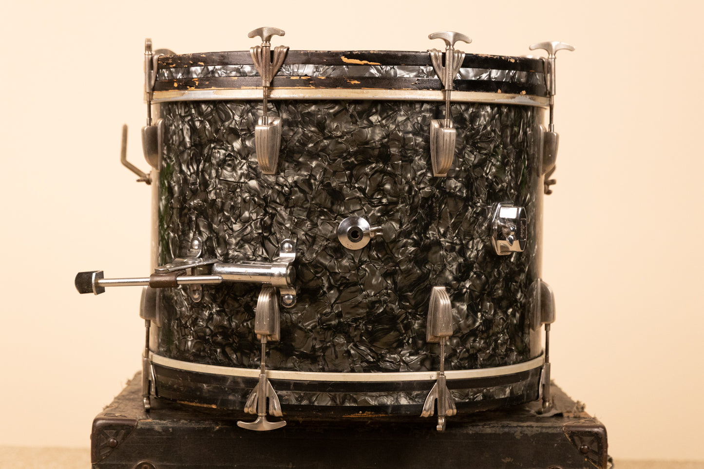 1950s WFL 14x20 Black Diamond Pearl Bass Drum