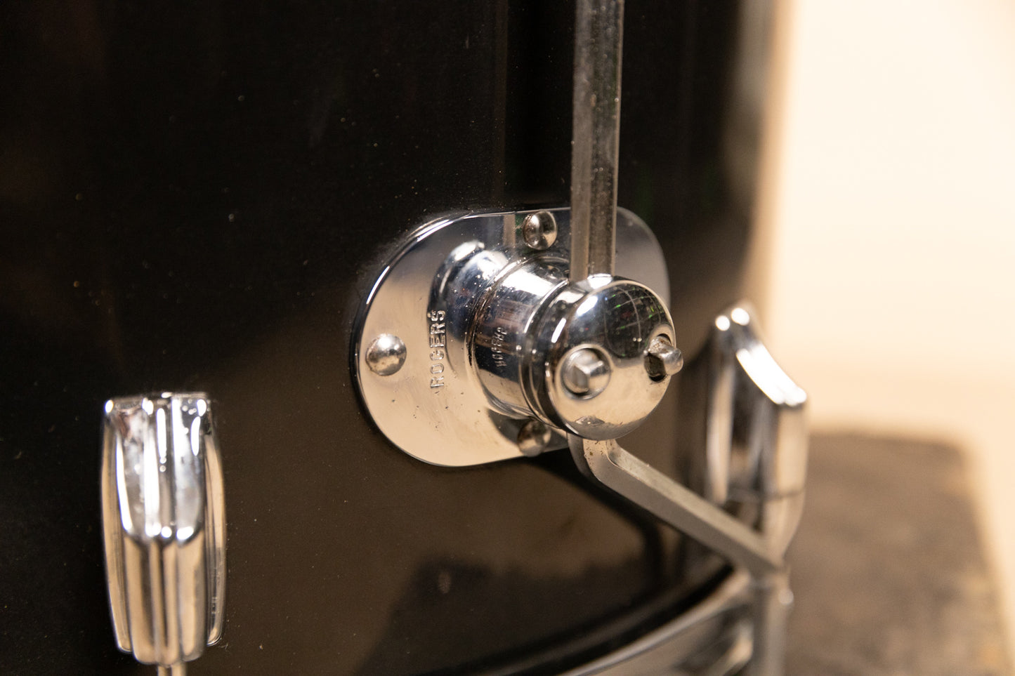 1970s Rogers 16x18 Jet Black Pearl Floor Tom