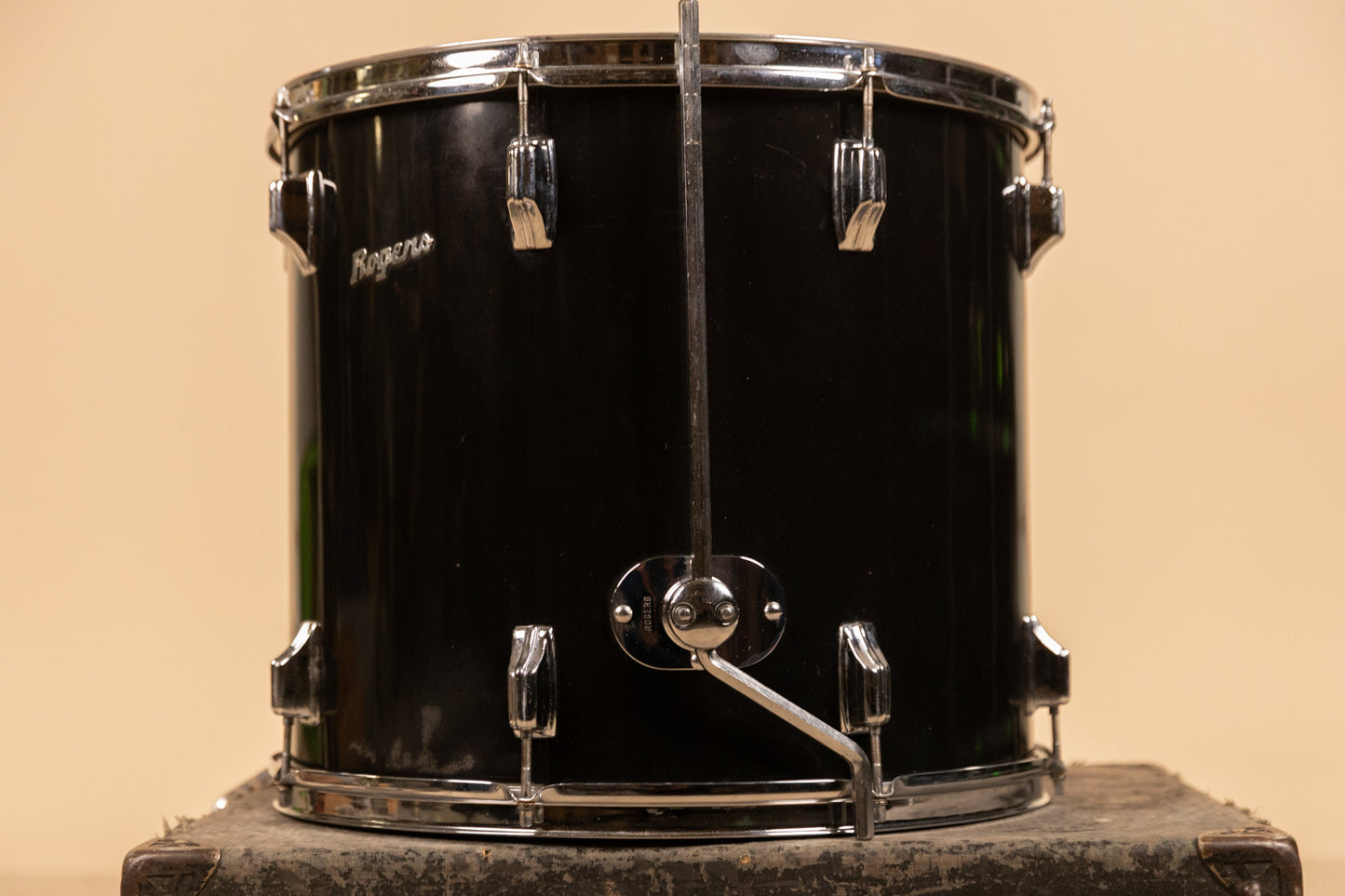 1970s Rogers 16x18 Jet Black Pearl Floor Tom
