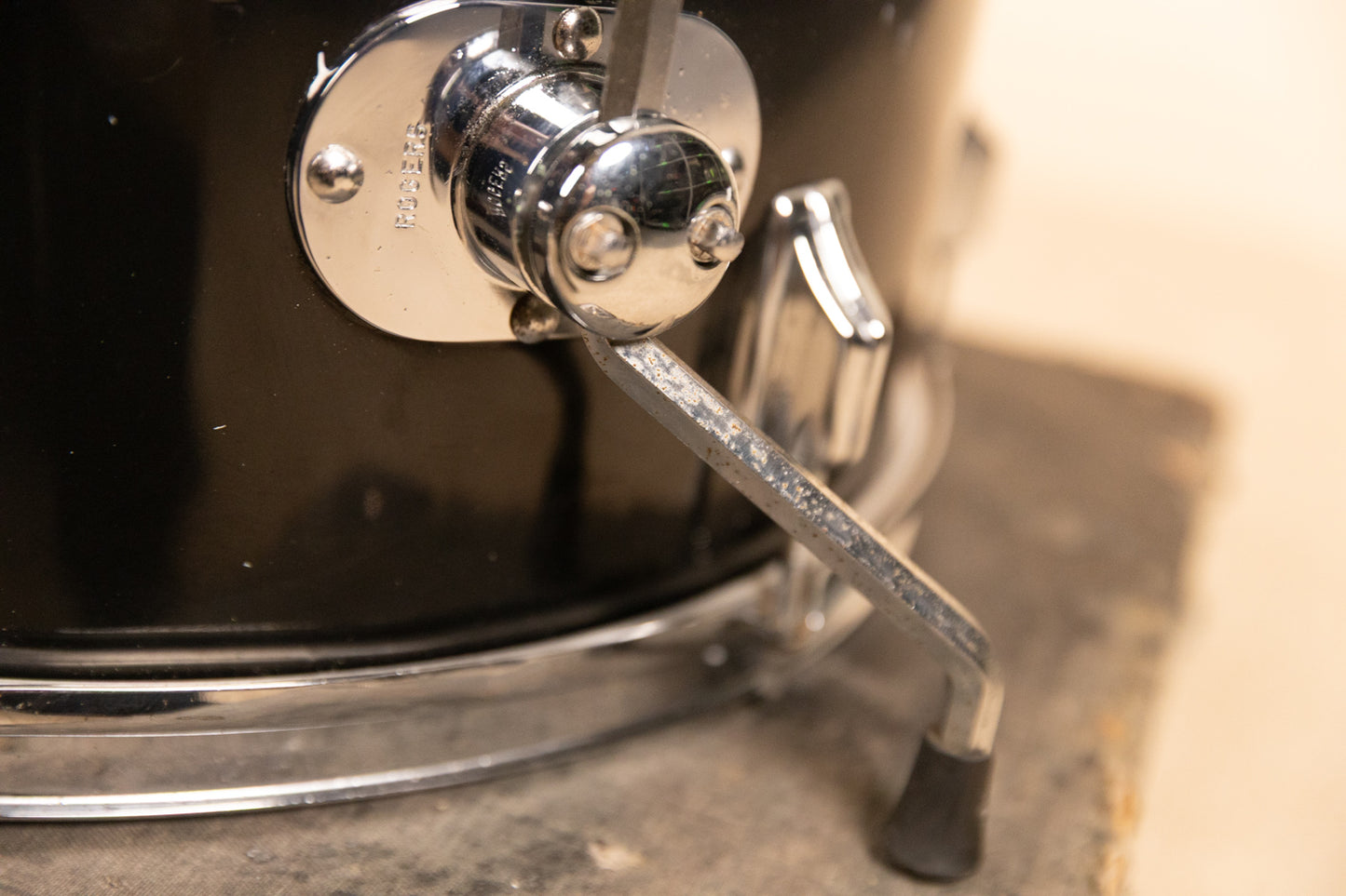 1970s Rogers 16x18 Jet Black Pearl Floor Tom