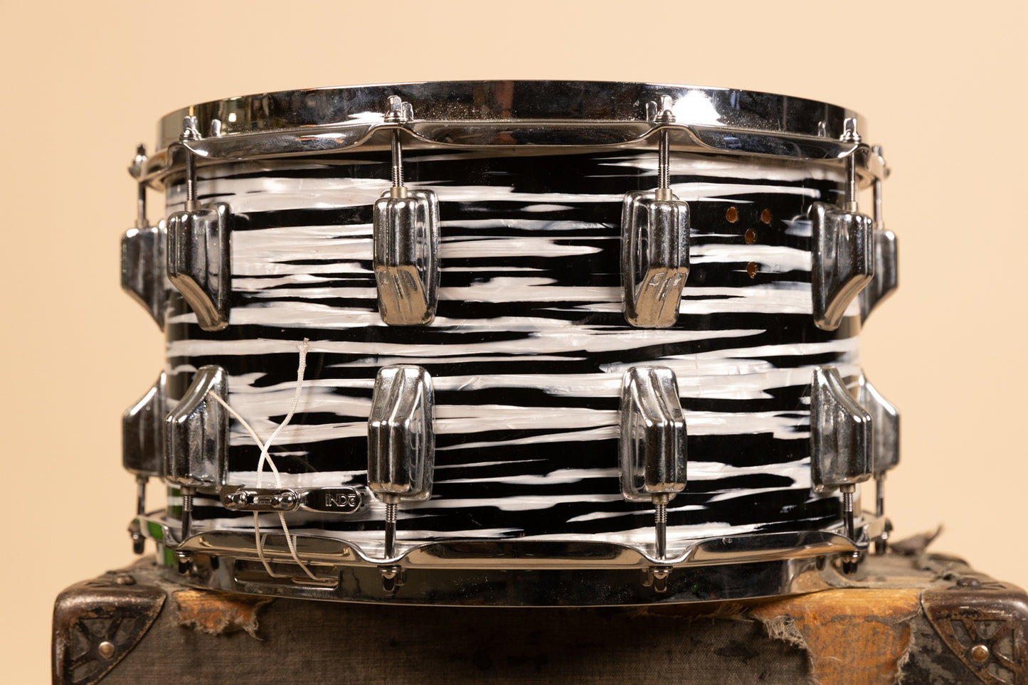 Vintage Newsound 8x14 White Tiger Pearl Snare Drum