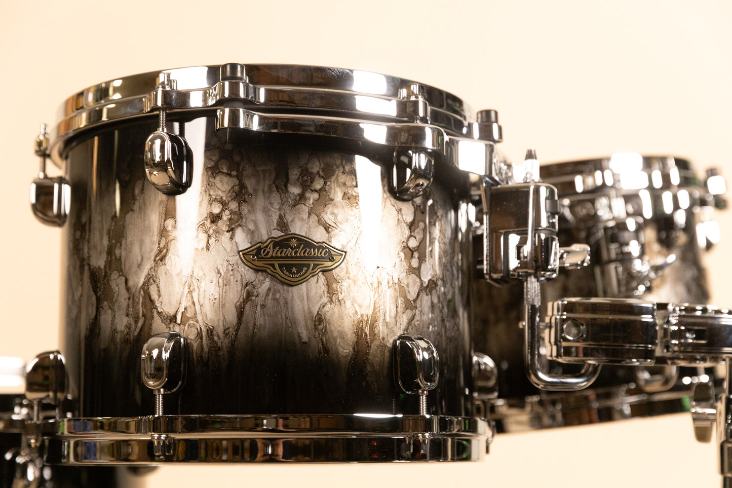 Tama Starclassic Walnut/Birch Molten Platinum Burst Drum Set