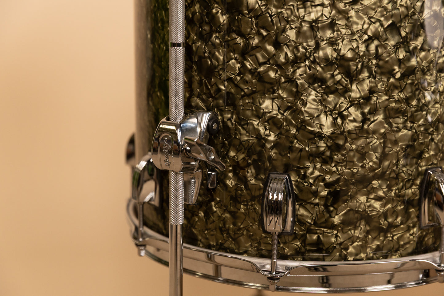 2026 Ludwig Moss Green Pearl Classic Maple Downbeat Drum Set