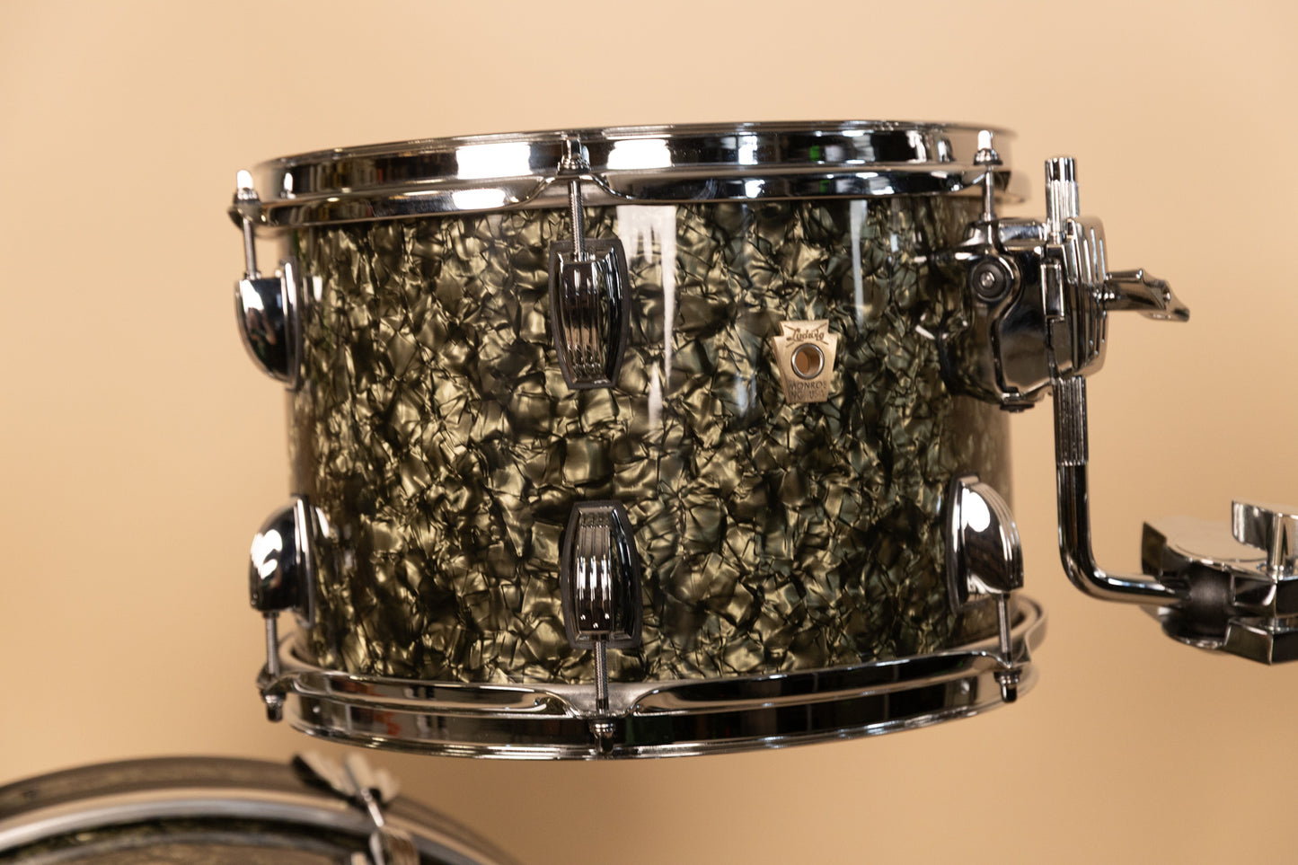 2026 Ludwig Moss Green Pearl Classic Maple Downbeat Drum Set