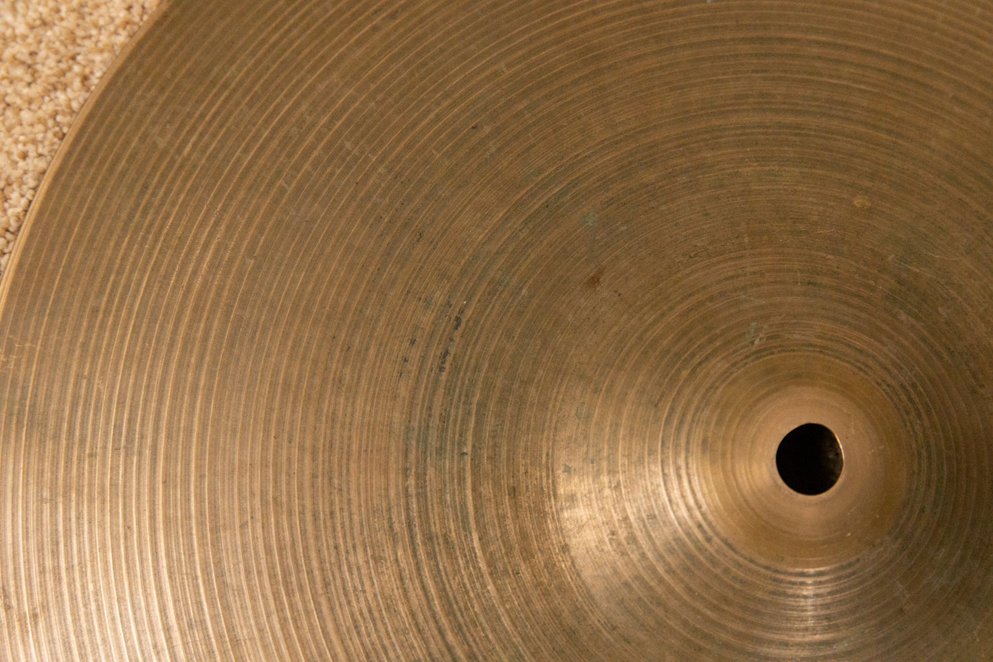 1990s Zildjian A 14" New Beat Hi Hat Cymbals 940g 1320g