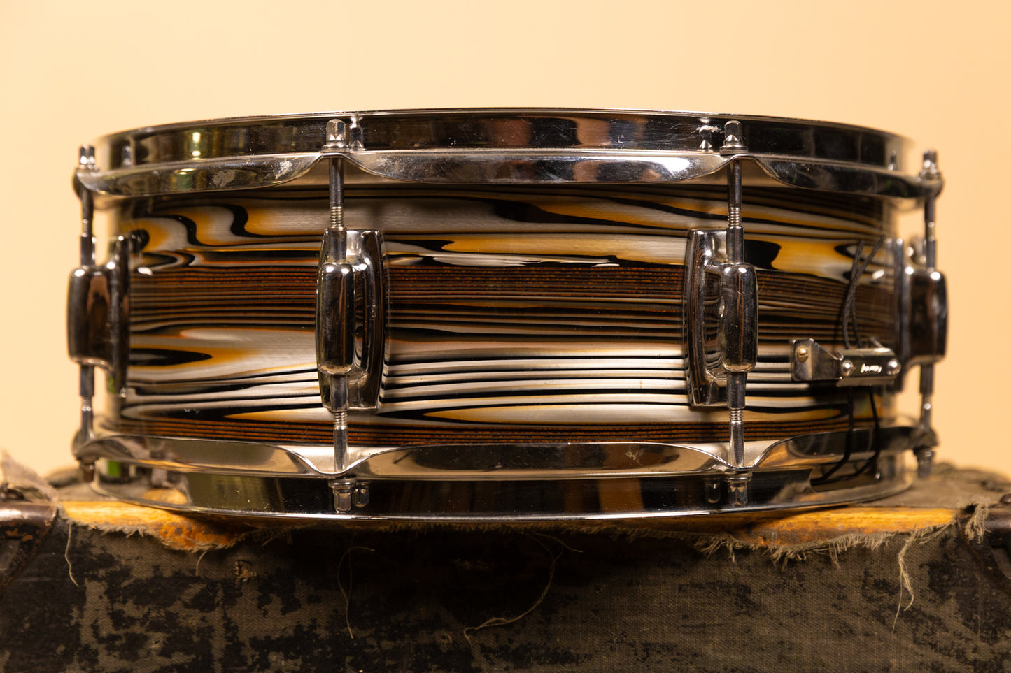 1970s Ludwig 5x14 Standard Gold Strata Snare Drum