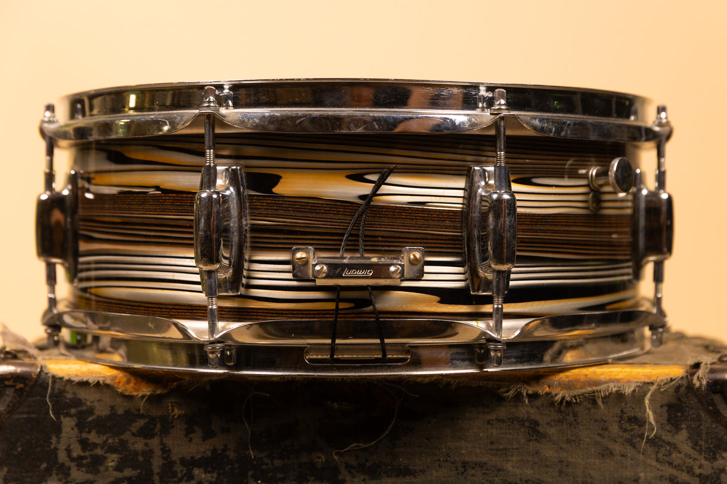 1970s Ludwig 5x14 Standard Gold Strata Snare Drum