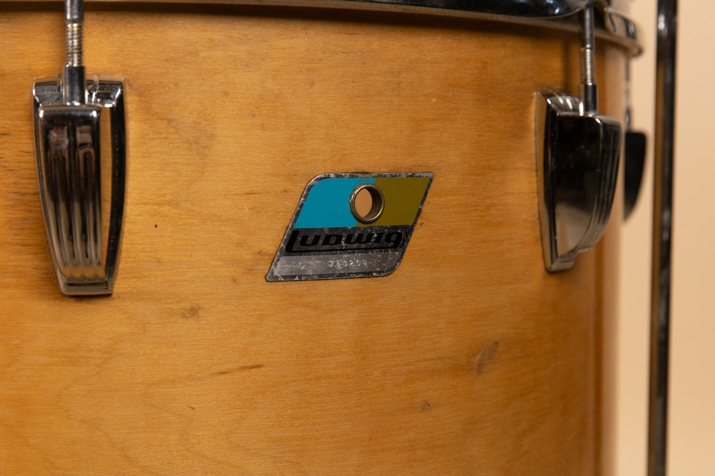 1970s Ludwig 16x18 Three-Ply Thermogloss Floor Tom