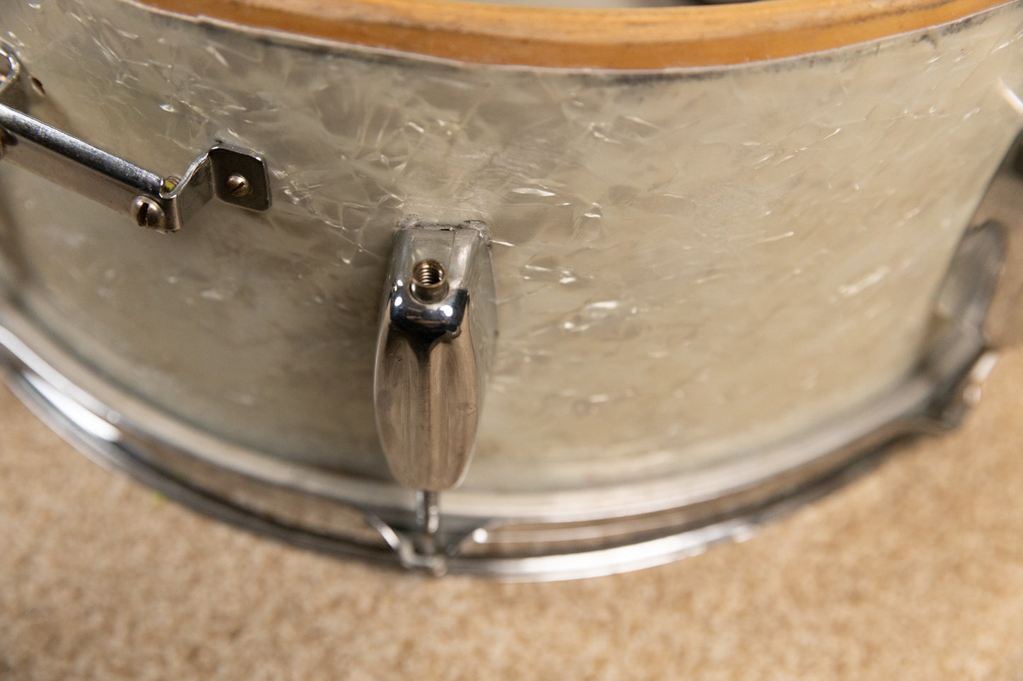 1959 Rogers 6.5x14 "Pirate Badge" Holiday White Marine Pearl Snare Drum