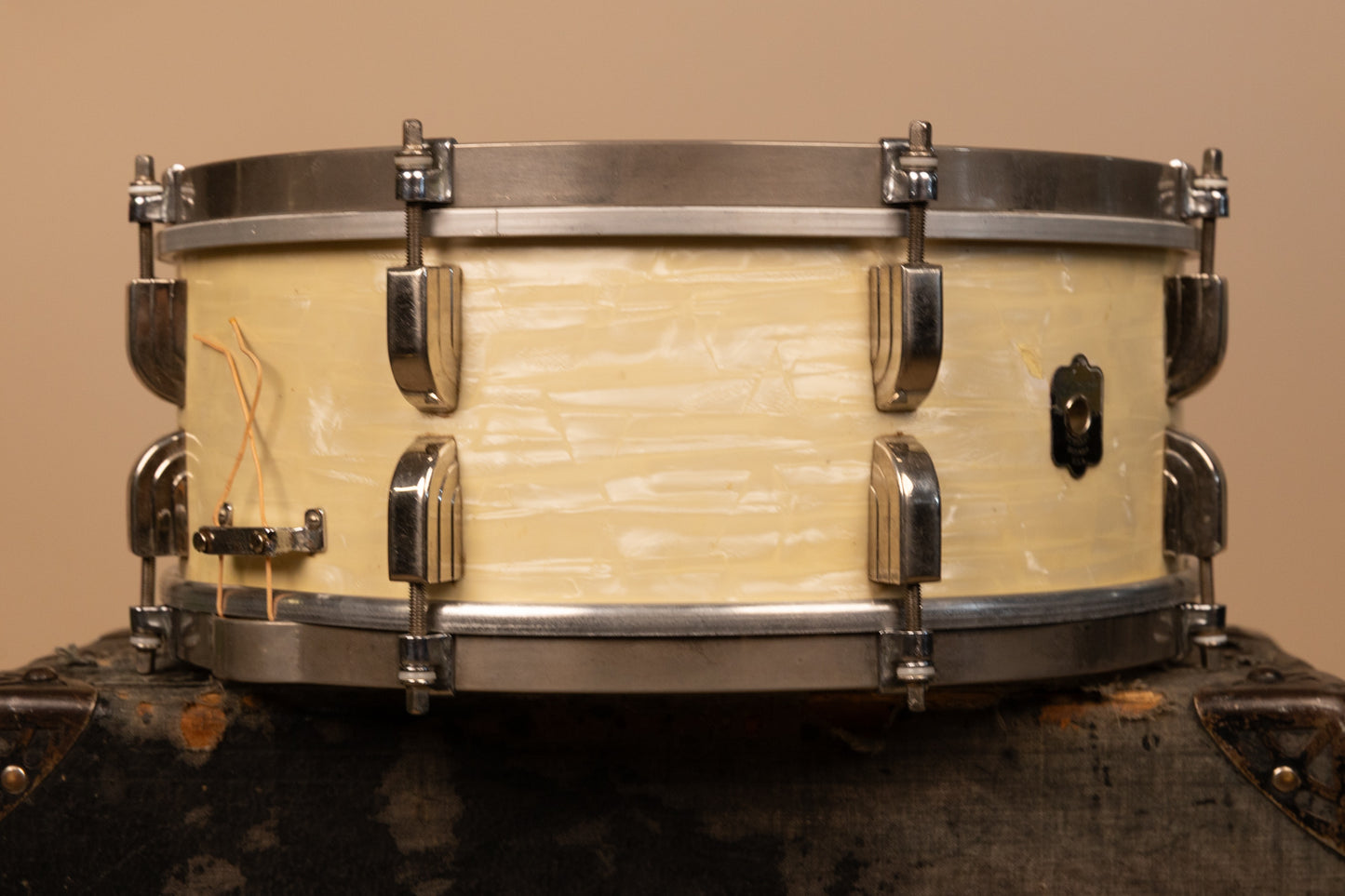 1940s Leedy 5.5x14 Avalon Pearl Broadway Snare Drum