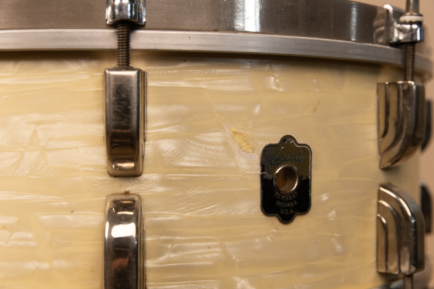 1940s Leedy 5.5x14 Avalon Pearl Broadway Snare Drum