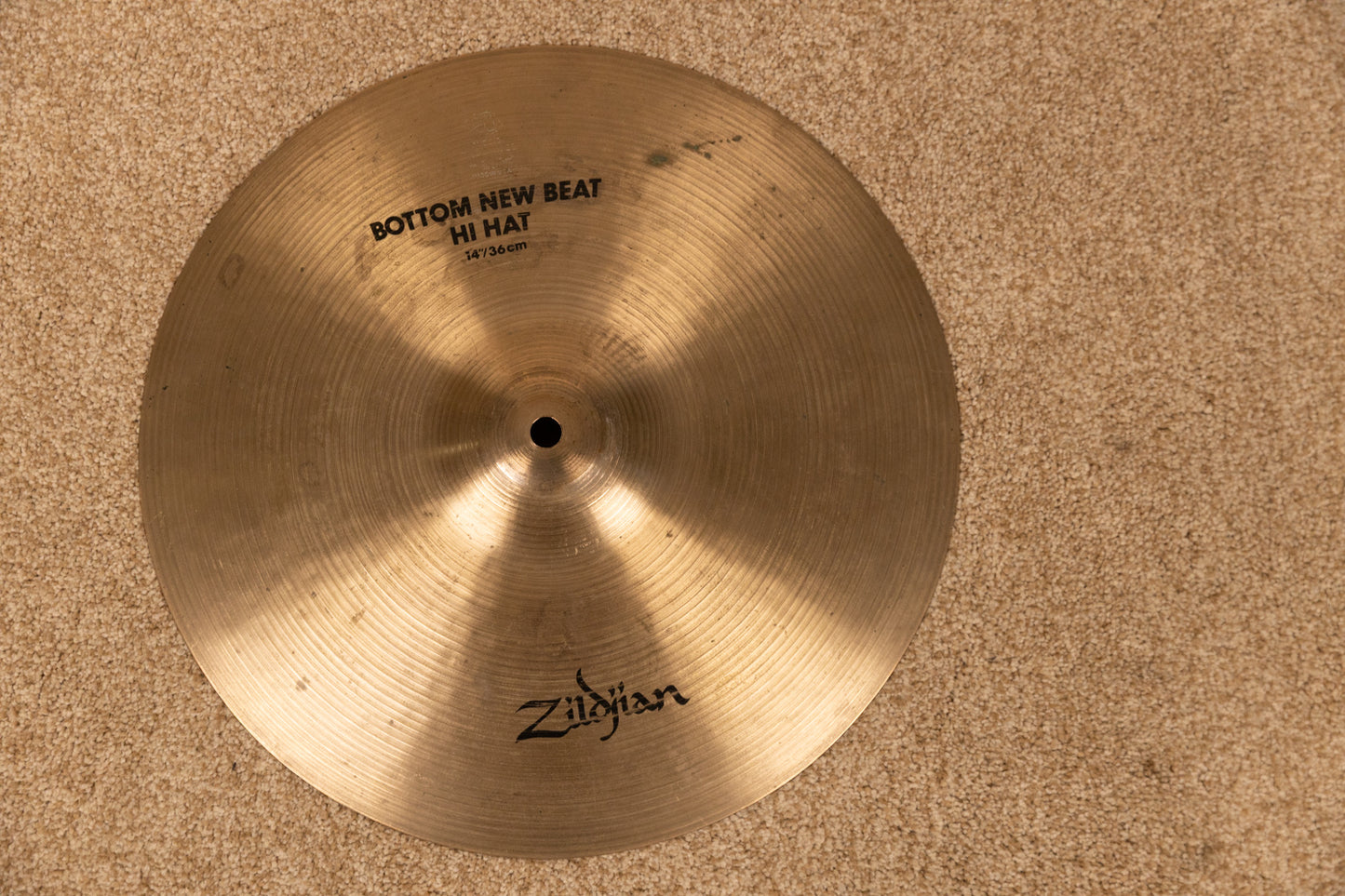 1990s Zildjian A 14" New Beat Bottom Hi Hat Cymbal 1332g