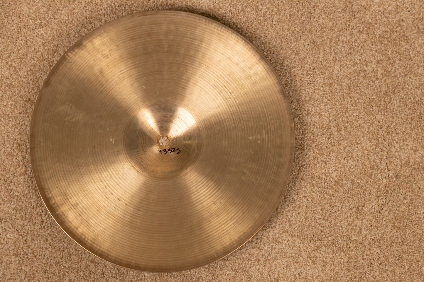 1990s Zildjian A 14" New Beat Bottom Hi Hat Cymbal 1332g