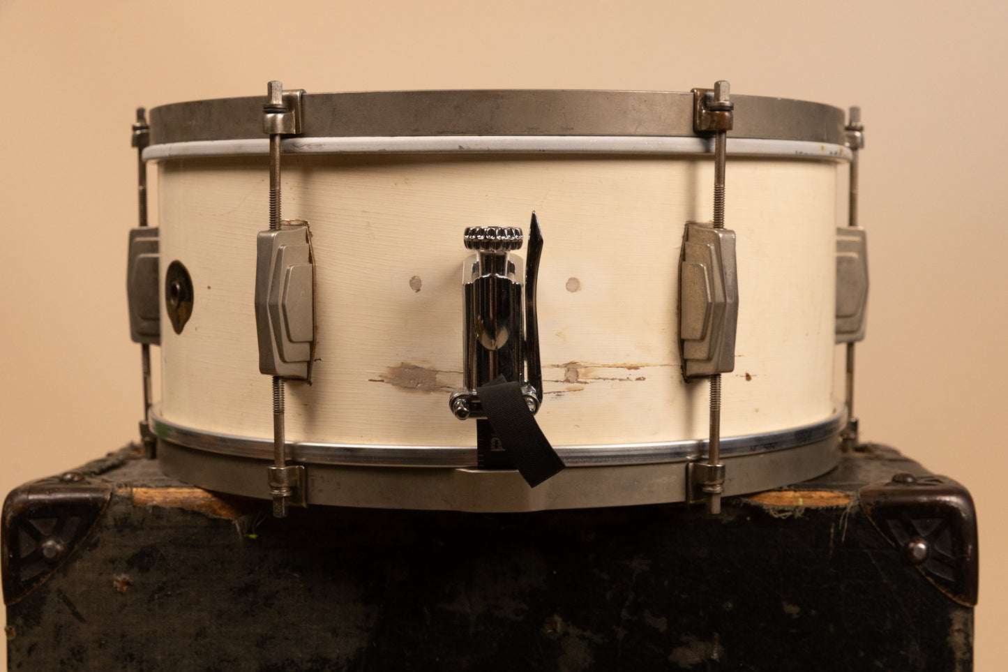1947 Leedy & Ludwig 6.5x14 White Duco Utility Snare Drum