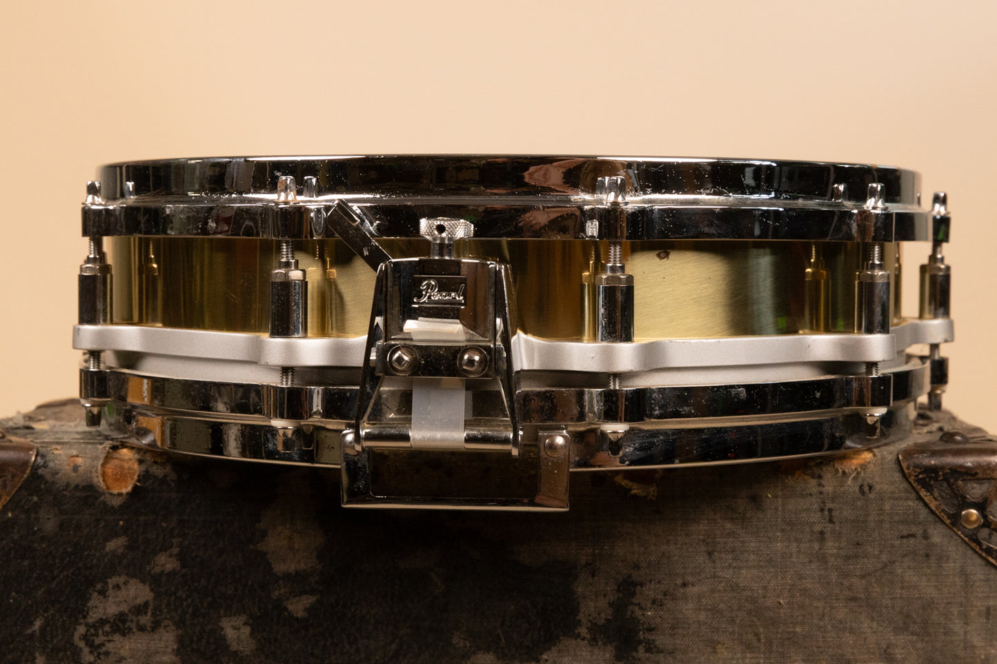 1980s Pearl 3.5x14 Brass Free Floating Snare Drum