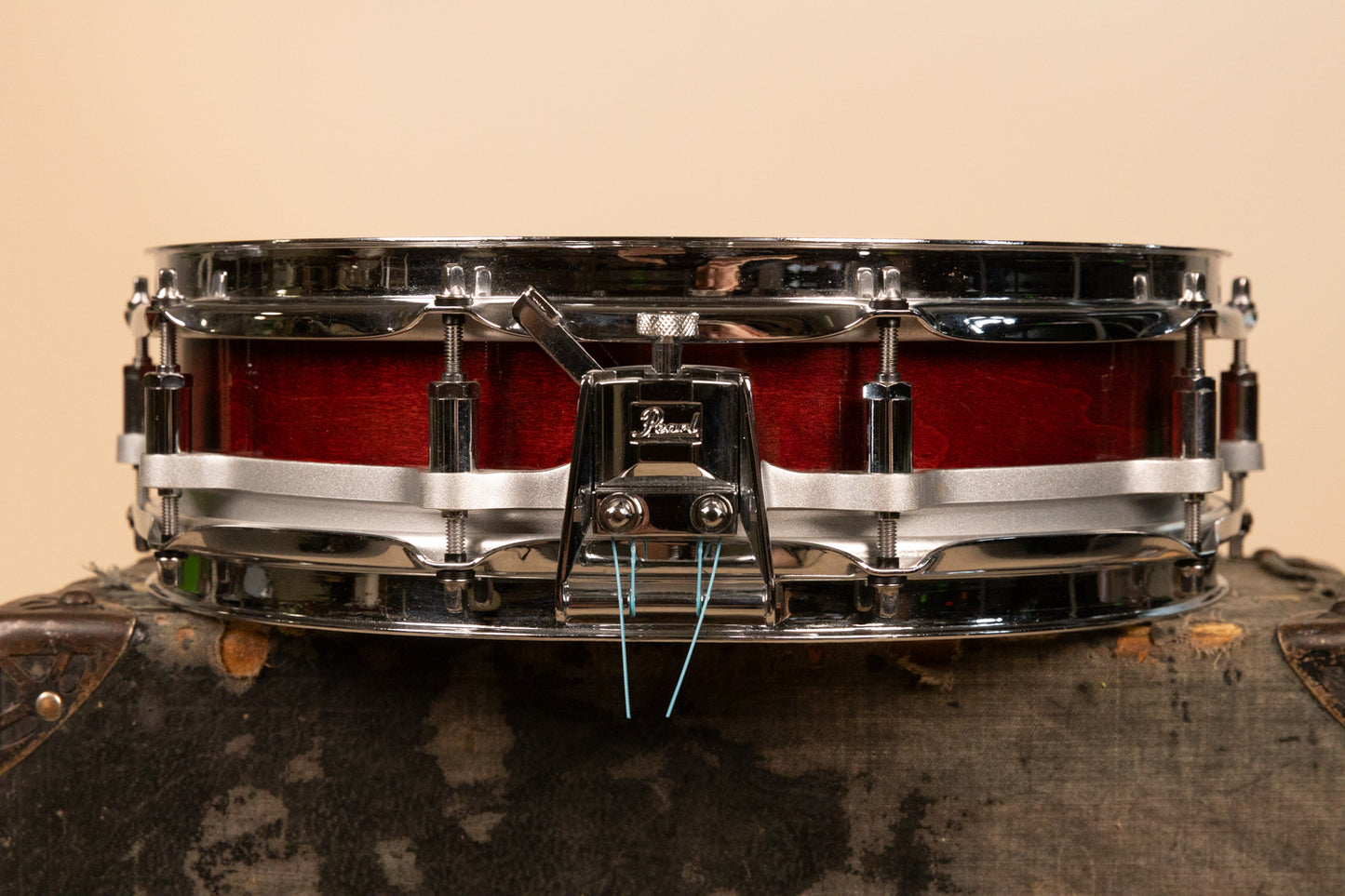 1980s Pearl 3.5x15 Sequoia Red Maple Free Floating Snare Drum