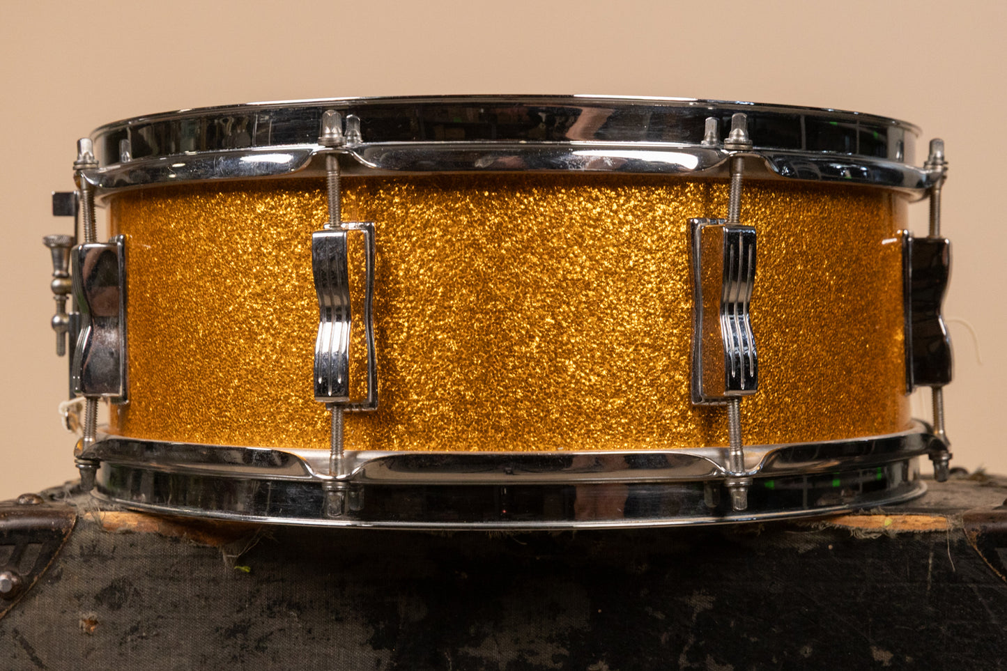 1965 Ludwig 5x14 Gold Sparkle Jazz Festival Snare Drum