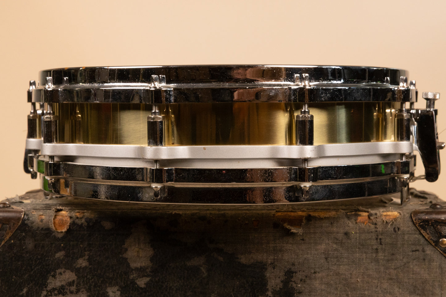 1980s Pearl 3.5x14 Brass Free Floating Snare Drum