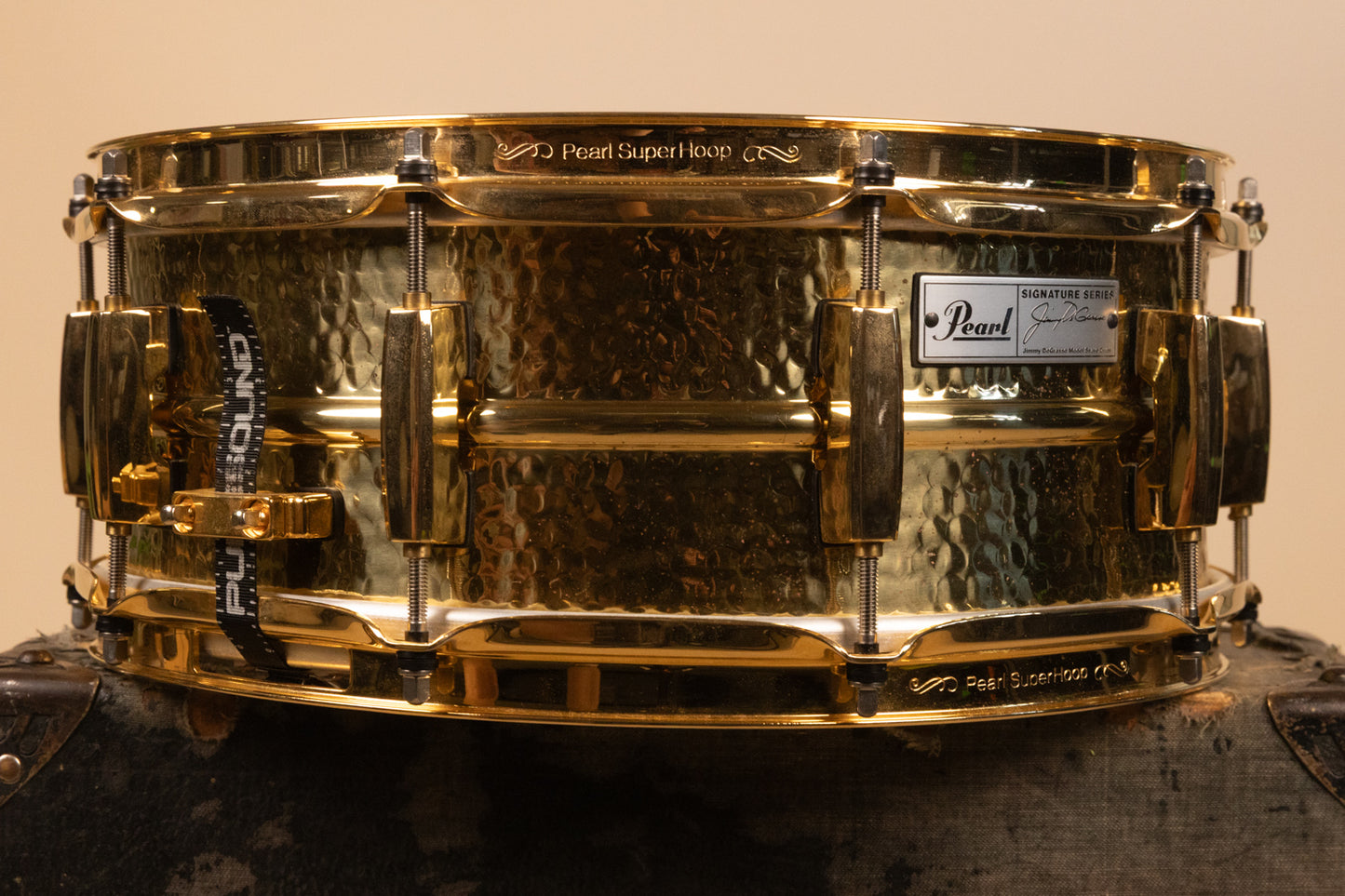 Pearl 5.5x14 Jimmy DeGrasso Signature Hammered Brass Snare Drum