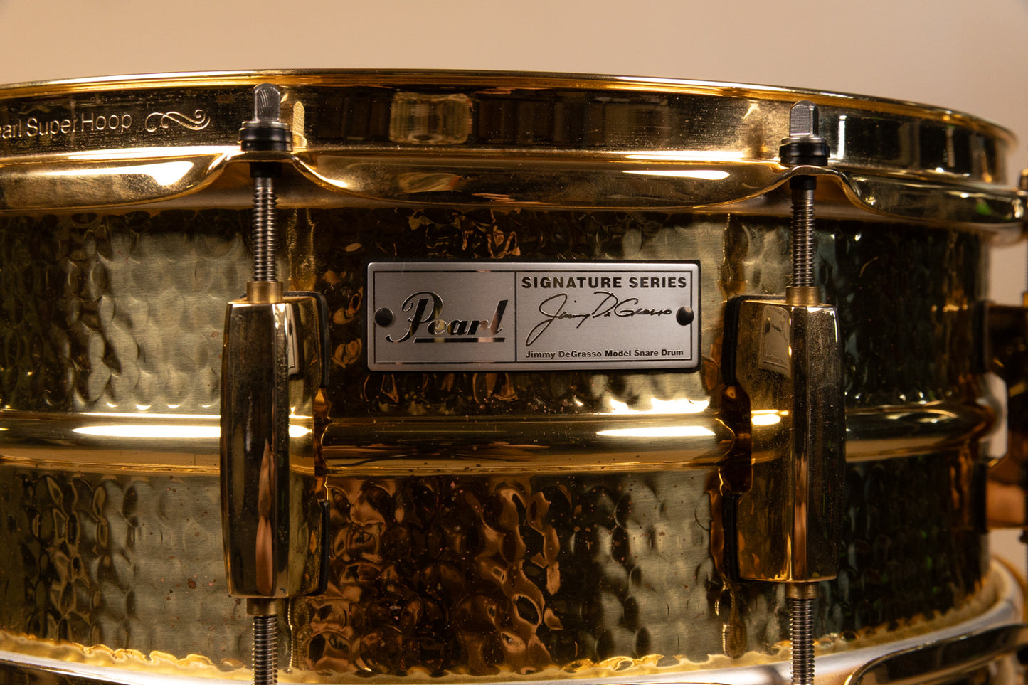 Pearl 5.5x14 Jimmy DeGrasso Signature Hammered Brass Snare Drum