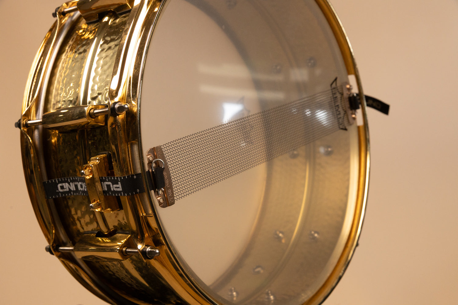 Pearl 5.5x14 Jimmy DeGrasso Signature Hammered Brass Snare Drum