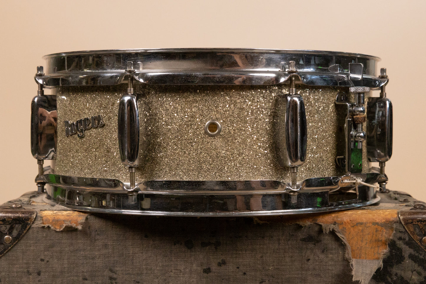 1960 Rogers 5x14 Sparkling Silver Pearl Holiday Snare Drum