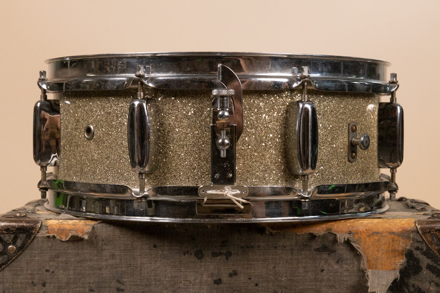 1960 Rogers 5x14 Sparkling Silver Pearl Holiday Snare Drum
