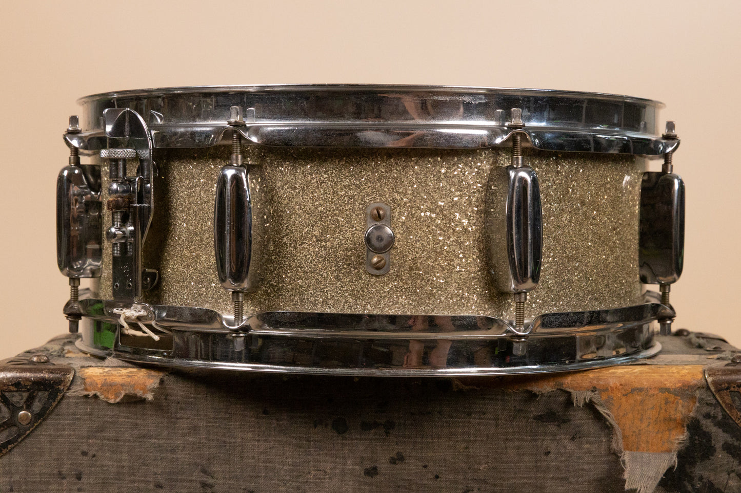 1960 Rogers 5x14 Sparkling Silver Pearl Holiday Snare Drum