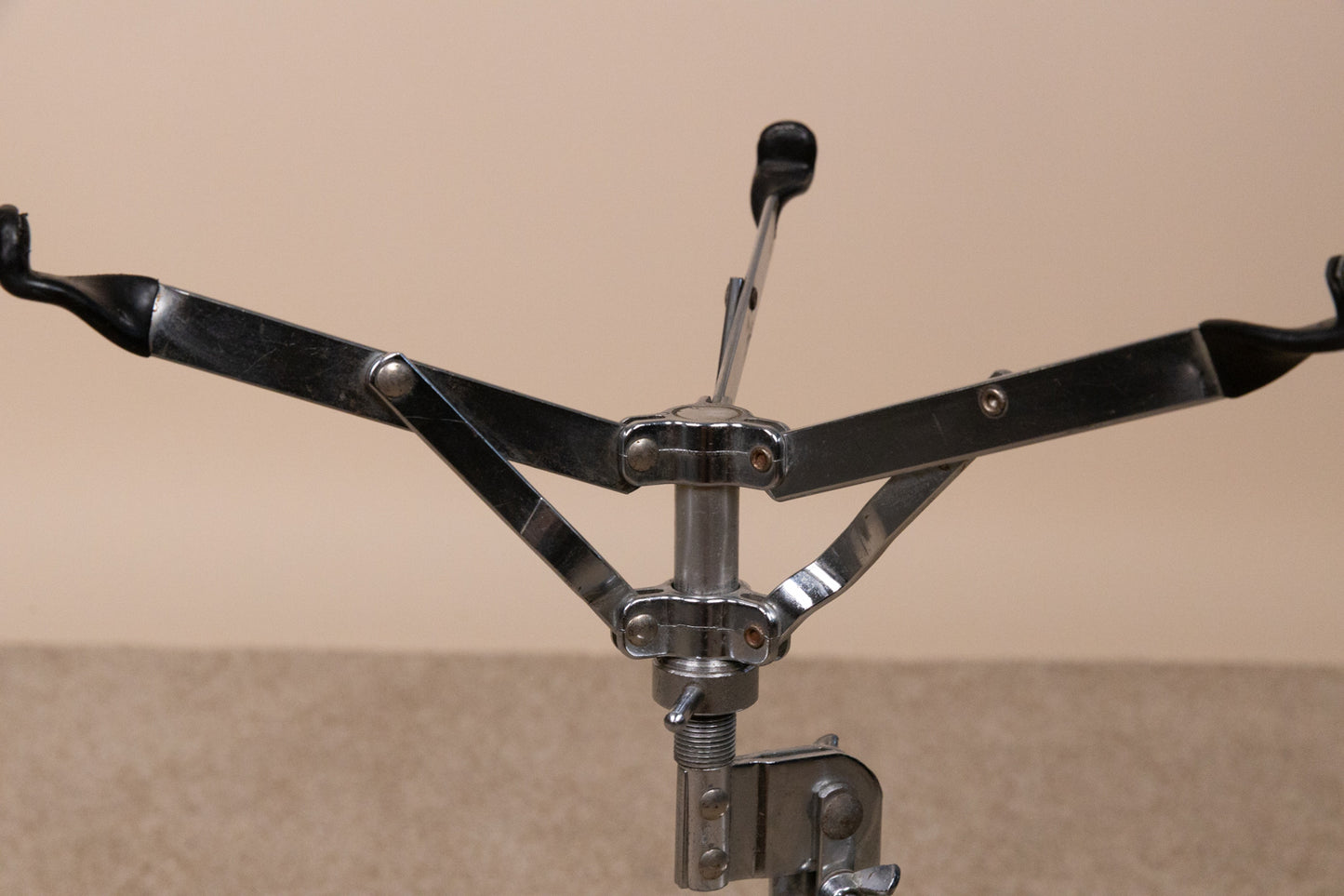 Vintage Ludwig #1364 Atlas Snare Drum Stand