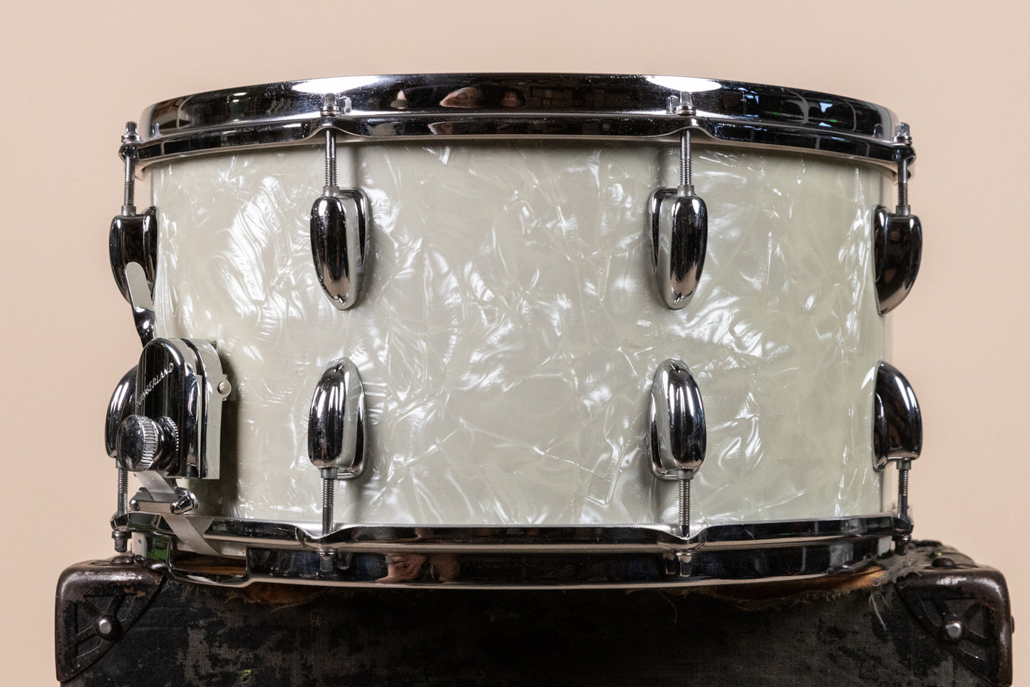 1970s Slingerland 8x15 White Marine Pearl Concert King Snare Dru