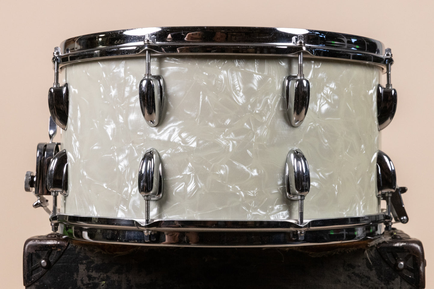 1970s Slingerland 8x15 White Marine Pearl Concert King Snare Dru