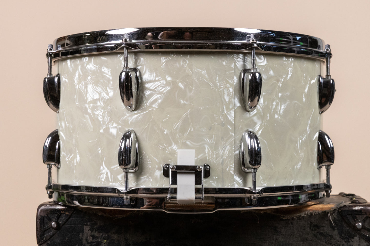 1970s Slingerland 8x15 White Marine Pearl Concert King Snare Dru