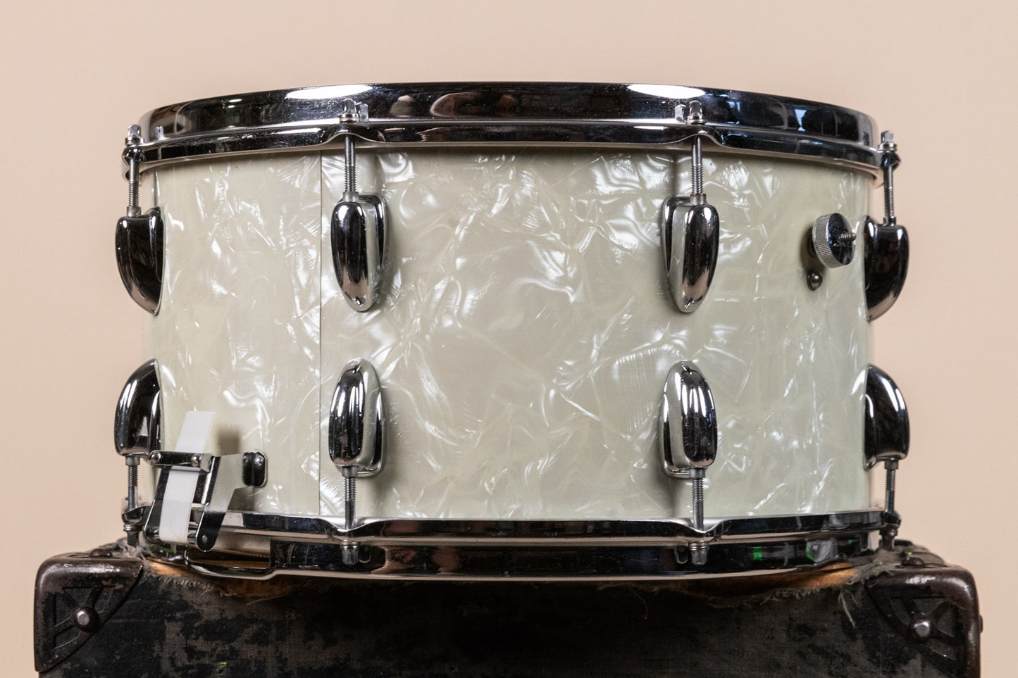 1970s Slingerland 8x15 White Marine Pearl Concert King Snare Dru