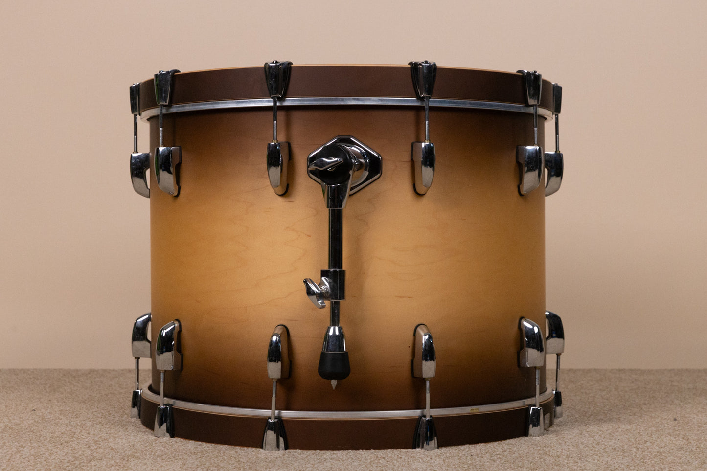 Pearl Masters Maple Complete 16x22 Satin Natural Burst Bass Drum