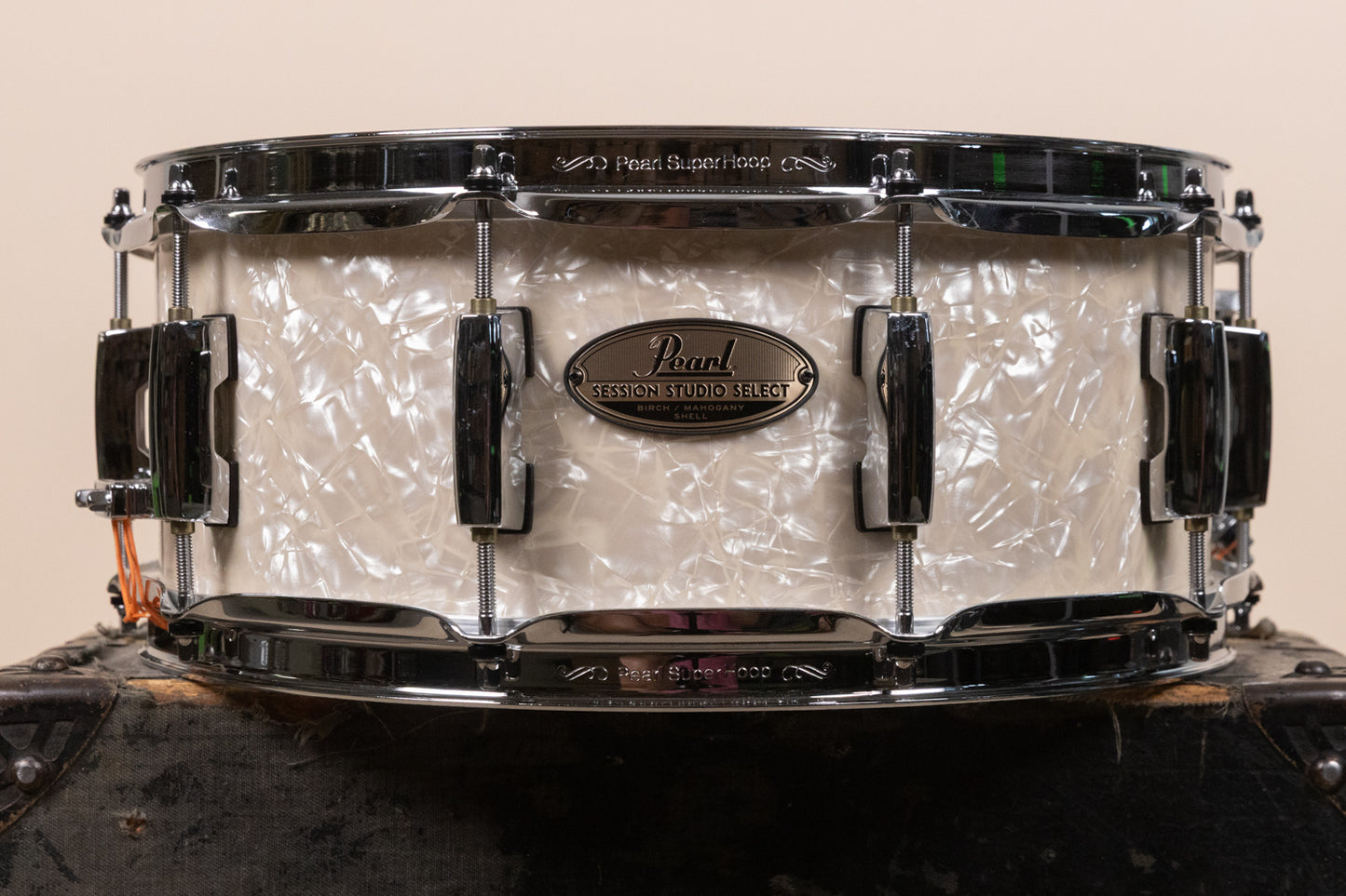 Pearl 5.5x14 Session Studio Select Nicotine White Marine Pearl Snare Drum