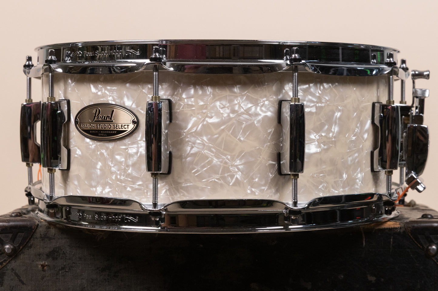 Pearl 5.5x14 Session Studio Select Nicotine White Marine Pearl Snare Drum