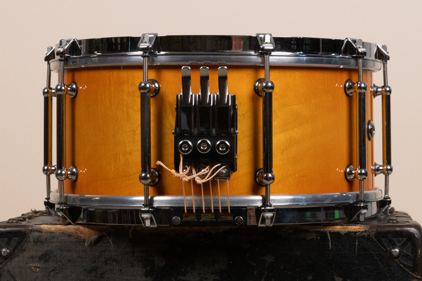 Pearl Symphonic 6.5x14 6-Ply Maple Snare Drum