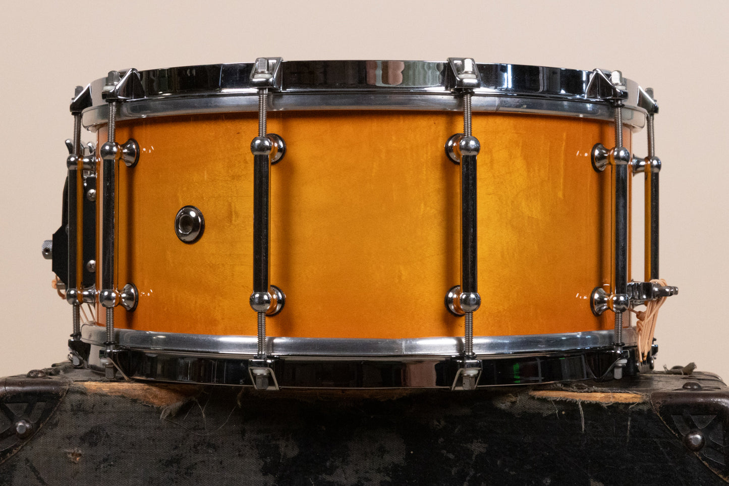 Pearl Symphonic 6.5x14 6-Ply Maple Snare Drum